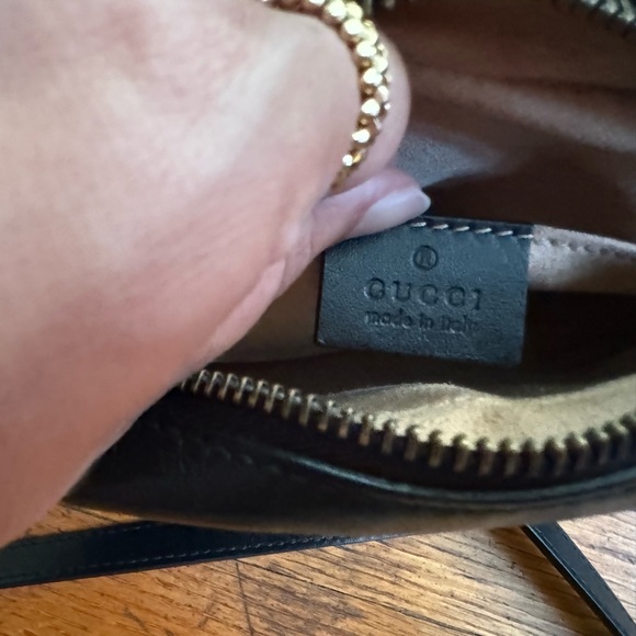 Gucci GG Marmont Mini Shoulder Bag in Black - Picture 14 of 15